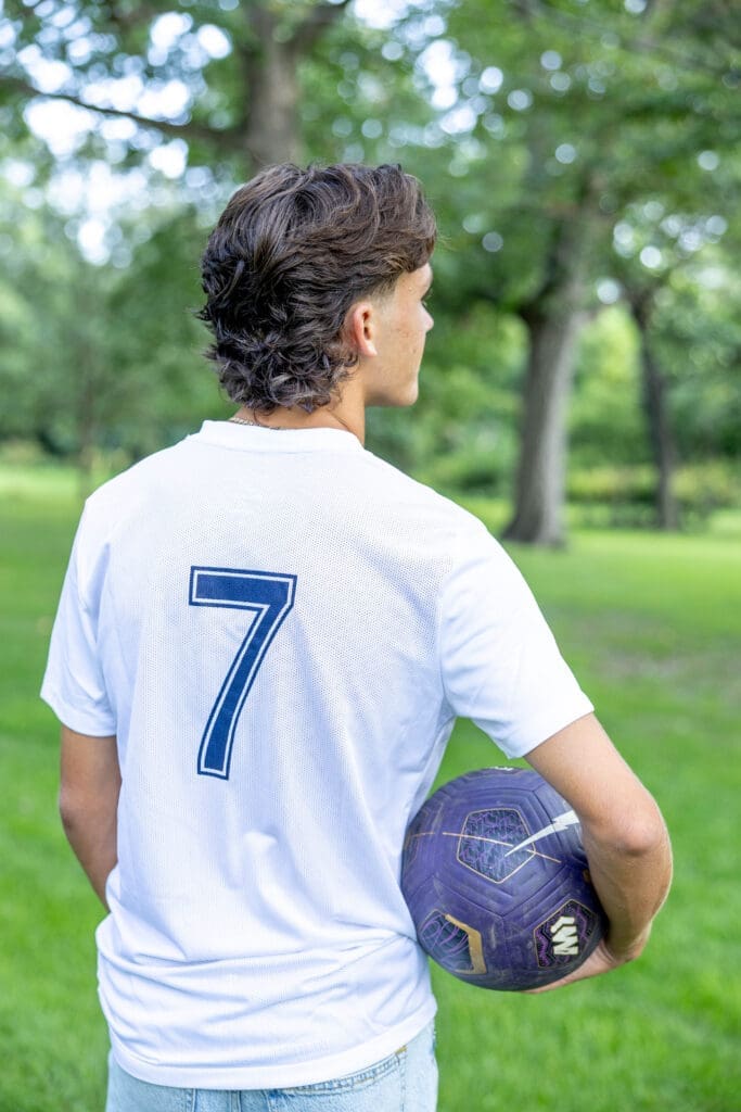BARTLETT HIGHSCHOOL SENIOR
VARSITY SOCCER PLAYER